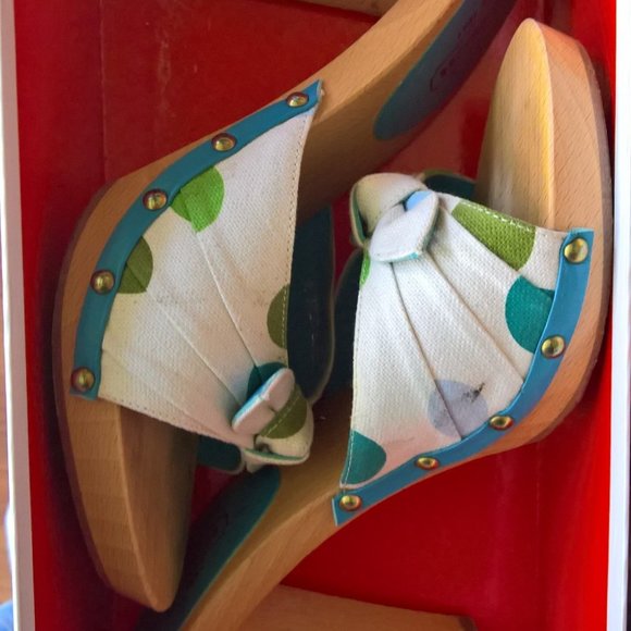 Brand: Coach | Size: 8 | Color: Multi - Picture 1 of 4